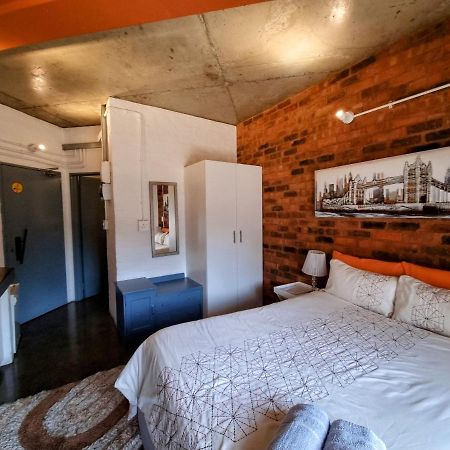 Kaleaba House In Vibey Maboneng Precint Apartment Johannesburg Exterior photo